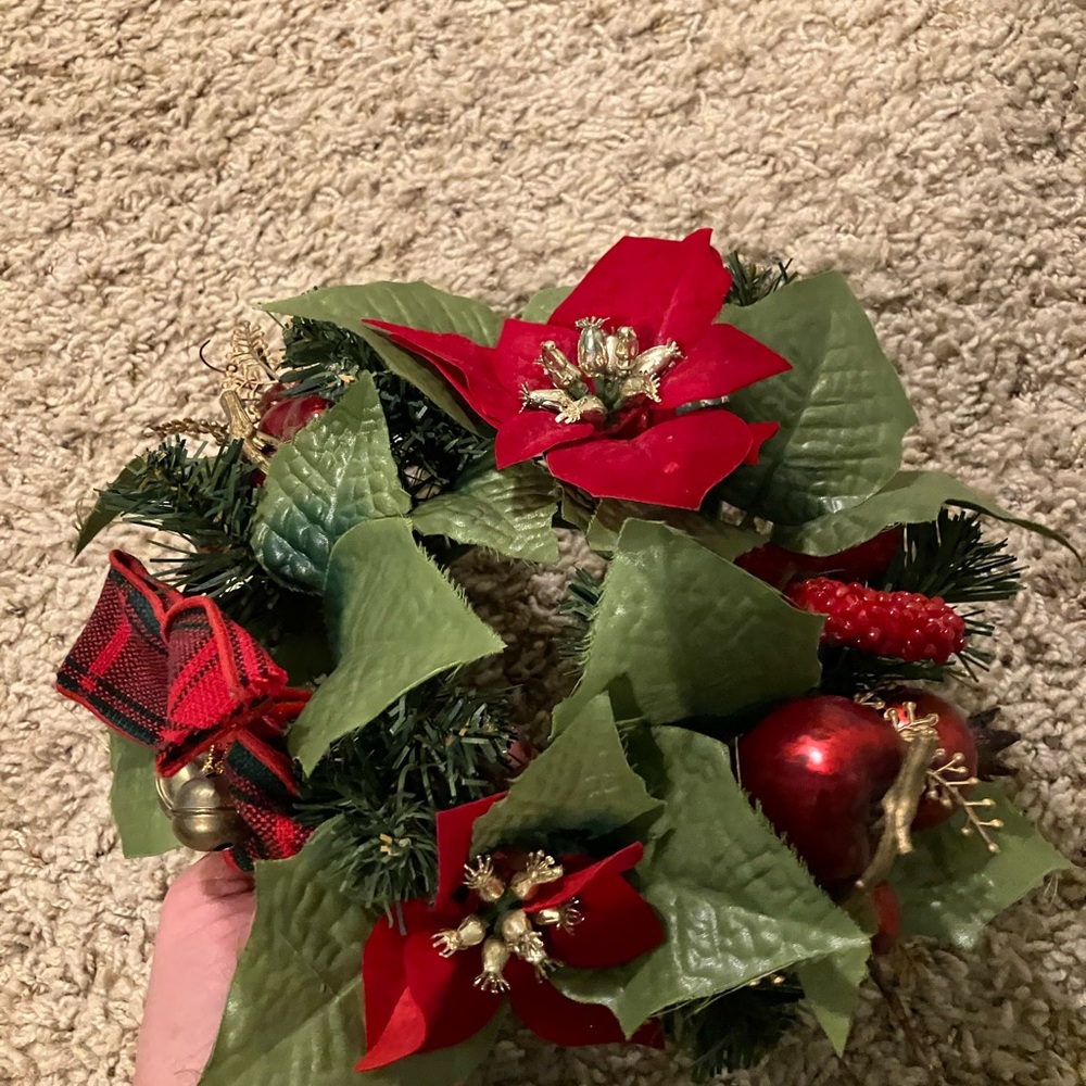 Vintage Holiday Wreath Candle Ring - Picture 3 of 5
